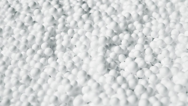 Polystyrol-Verpackungen auf Basis chemisch recycelter Kunststoffe sparen gut 50 % CO2 ein (Bild: BASF).