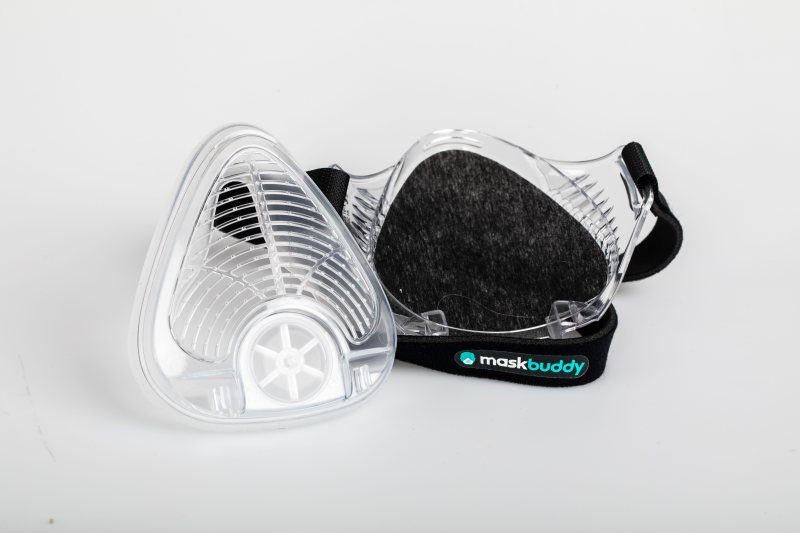 Dank Silikonlippe verbindet die neue Premiummaske sicheren Atemschutz mit Tragekomfort. Die Filter lassen sich in das langlebige Gehäuse einfach einklipsen (Bild: Engel).