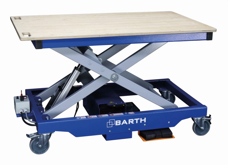 Dieser Hubtisch bietet die komfortable Höhenverstellung per Fernbedienung (Bild: Barth).