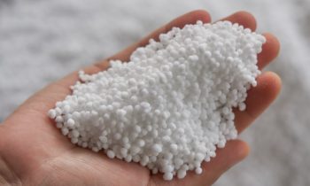 Reinweißes Rezyklat für hochwertige Anwendungen in unterschiedlichen Branchen (Bild: WIS Kunststoffe).