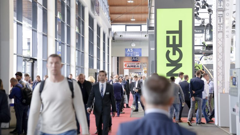 Auch in diesem Jahr war in den Messehallen wieder reger Betrieb (Bild: Schall).