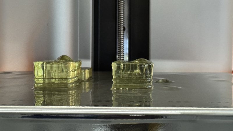3D-gedruckter Werkzeugeinsatz auf der Druckerplattform (Bild: SK Industriemodell).