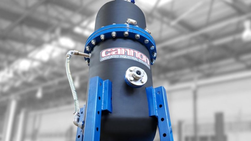 Das neue System zur vollautomatischen Inline-Entgasung von Harzen ist kompakt und bietet eine hohe Durchsatzleistung (Bild: Cannon).