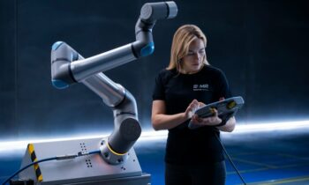 Der schnelle Cobot ist auch KI-fähig (Bild: Universal Robots).