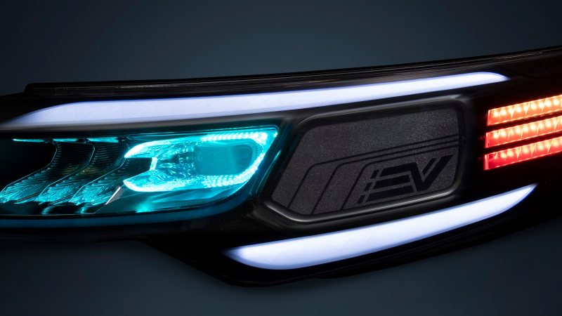 Post-Consumer-Recycling-Polycarbonate aus alten Scheinwerfern unterstützen die Kreislaufwirtschaft im Automobilbereich (Bild: Covestro).