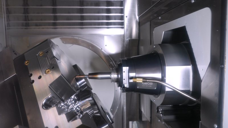 Die horizontale Spindellage des Bearbeitungszentrums sorgt für einen optimierten Spänefall (Bild: Grob).