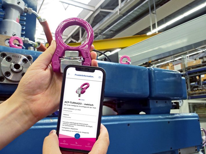 Per App lassen sich Produktdaten direkt vor Ort via NFC auslesen (Bild: RUD).