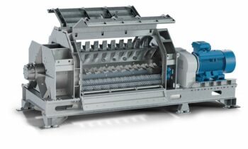 Der neue mechanische Trockner verfügt über einen rotierenden Siebkorb mit integrierten Wasserdüsen für eine umfassende Reinigung und schnelle Feuchtigkeitsabfuhr (Bild: Herbold Meckesheim).