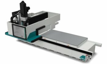 Die komplett neu entwickelte Maschine für anspruchsvolle Aufgaben (Bild: Biesse).