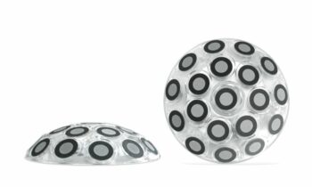 Die Domes haben eine transparente Unterseite und einen M4-Gewindeeinsatz. Auf der Oberfläche haben bis 19 Referenzpunkte Platz (Bild: Aesub).