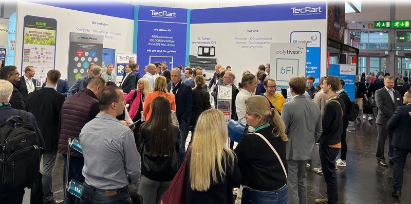 Forum Kunststoffverarbeitung - TecPart und Mitaussteller (Bild: TecPart).