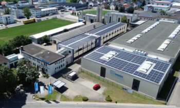 Werk in Illertissen (Bild: Weiss).