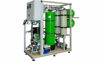 Die neue Filteranlage sorgt durch zweistufige Filtration im Teilstrom für dauerhaft hohe Wasserqualität (Bild: Grünbeck).
