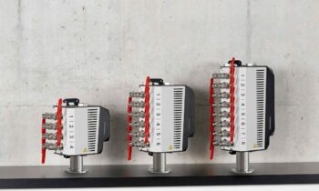 Ausführungen mit vier, sechs oder acht externen Kreisläufen, optional mit Kugelhähnen ausgestattet (Bild: HB-Therm AG).